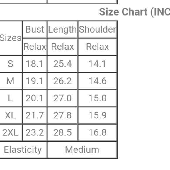 ♥️New Boutique polka dot top - Picture 3 of 10